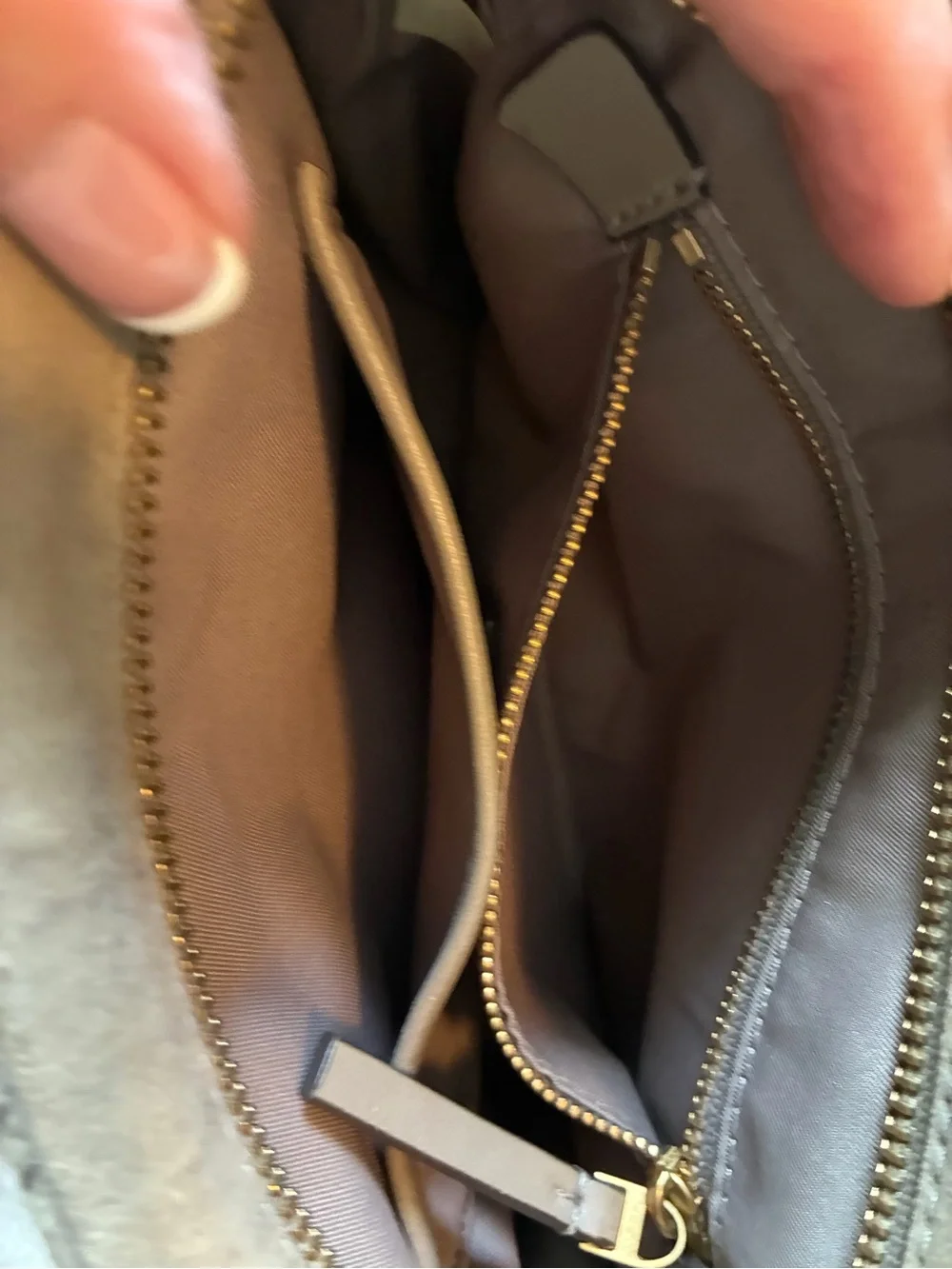 Tory Burch complements neutral free